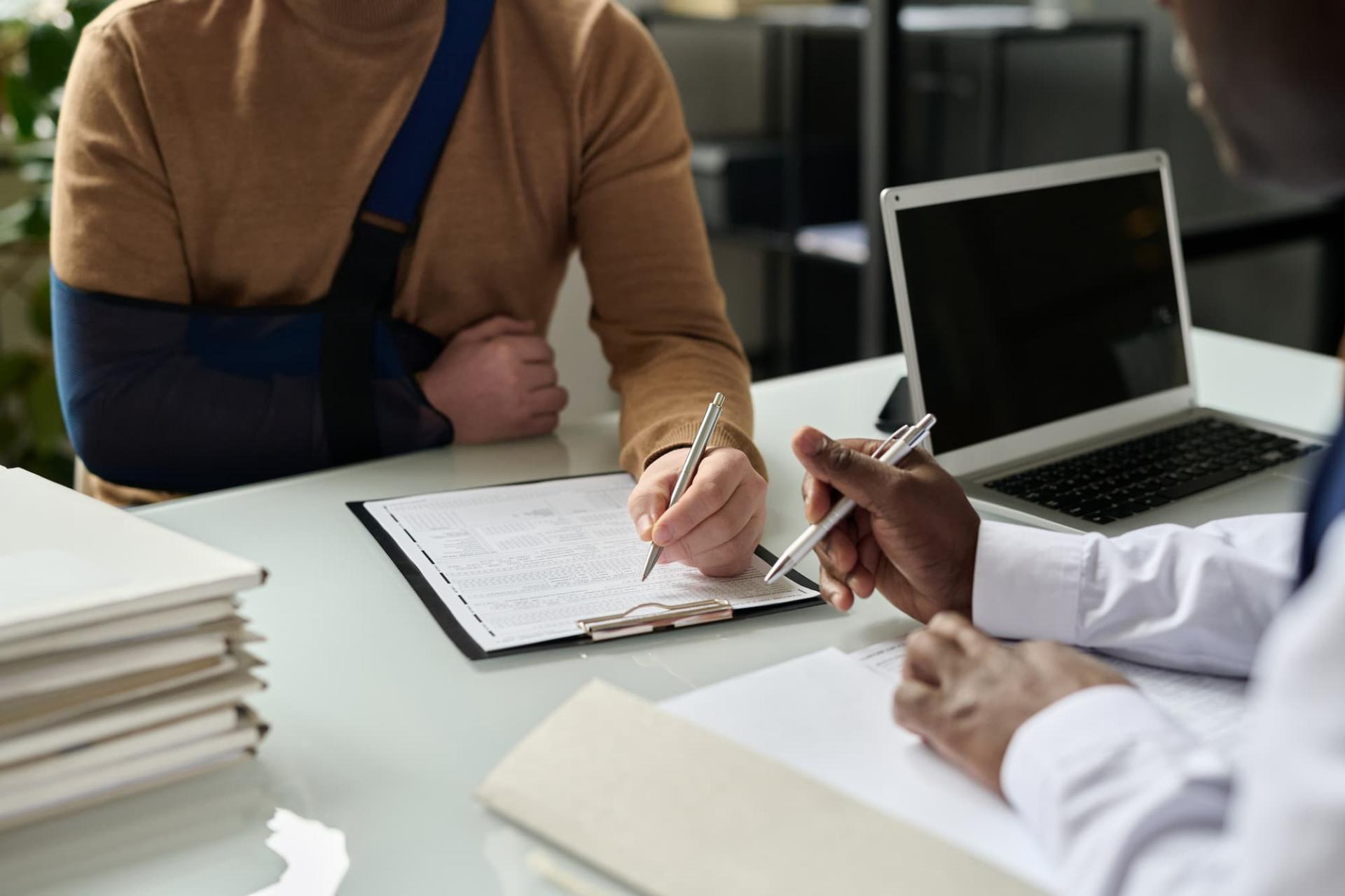 Photo Courtier en Assurance Professionelle CHR | Assur'Pro